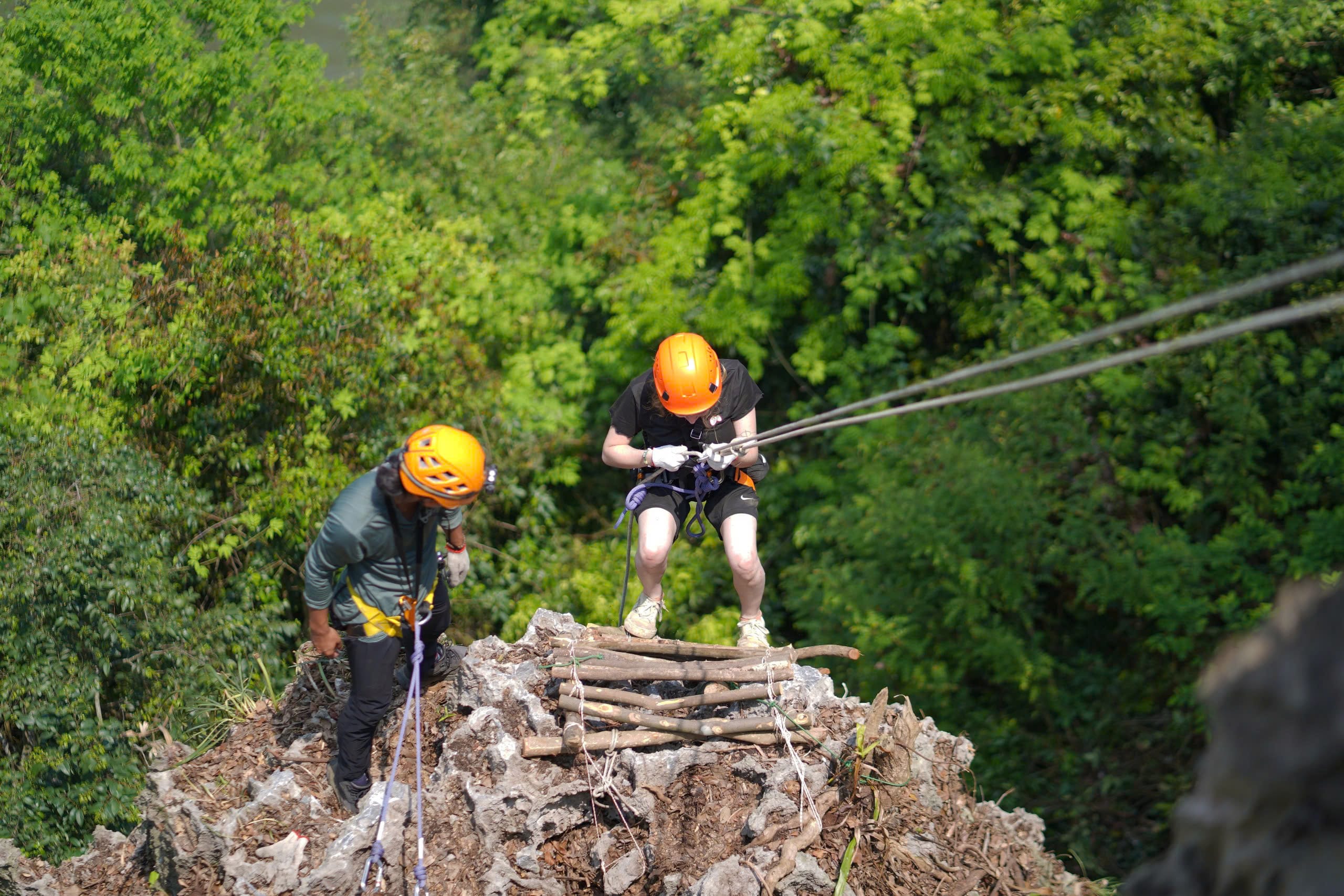 FULL-DAY TOUR EXPLORE HANG VEM LAGOON